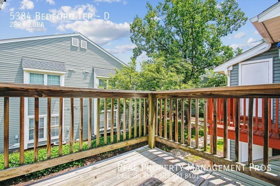 5384 Bedford Ter #D - Photo 2 of 33