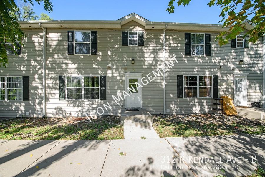 312 N Kendall Ave #B - Photo 2 of 21