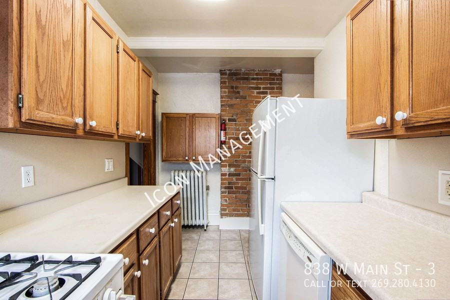 838 West Main Street #3 - Photo 4 of 11