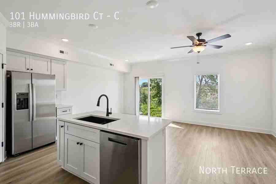 101 Hummingbird Ct #C - Photo 4 of 50
