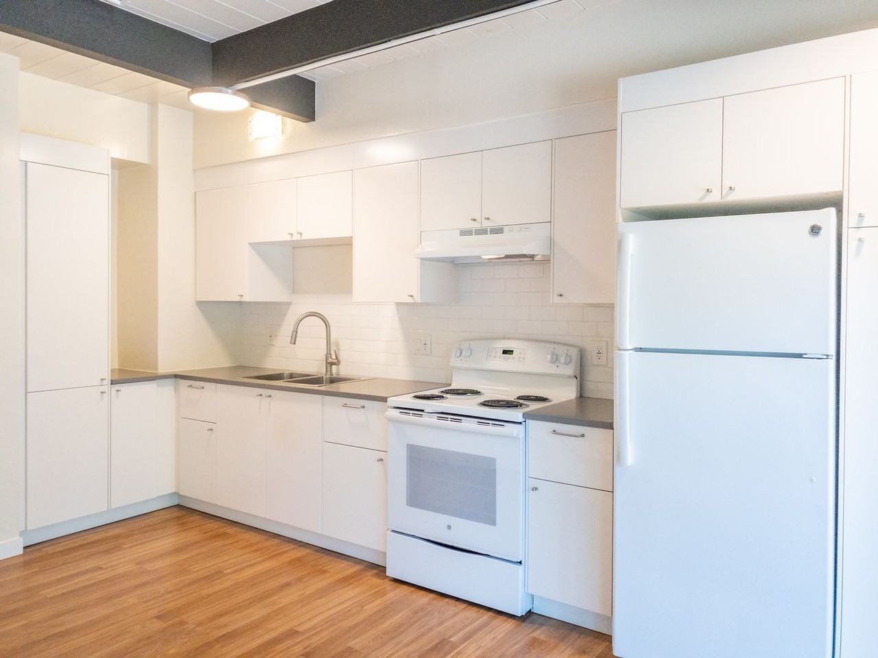 360 Jean St #5 - Photo 2 of 22