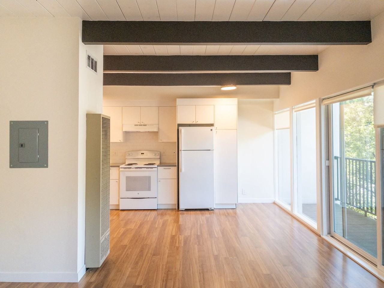 360 Jean St #5 - Photo 4 of 22