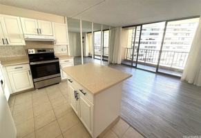 featured image of 411 Hobron Ln #903