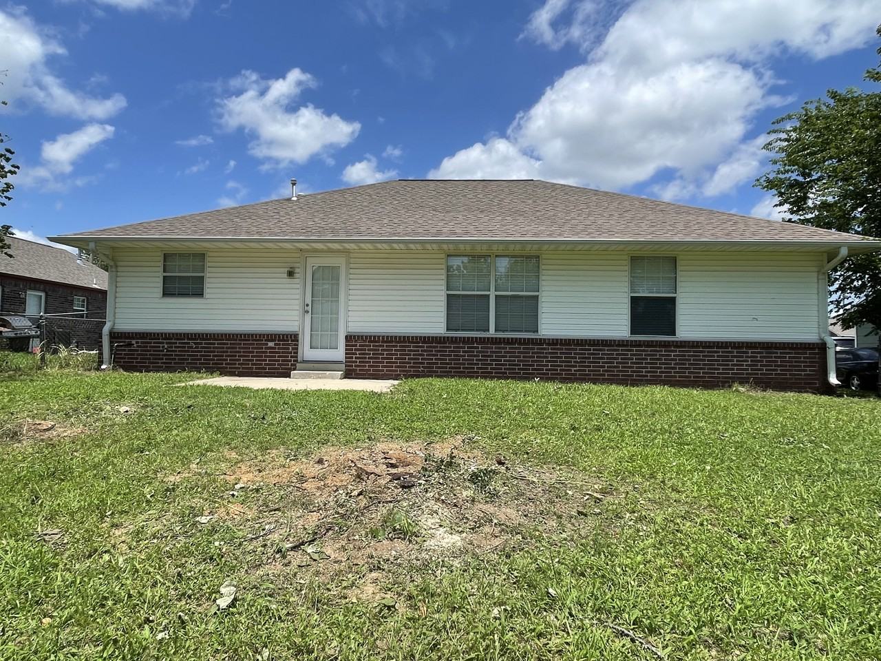 821 Cowell St #NA - Photo 2 of 20