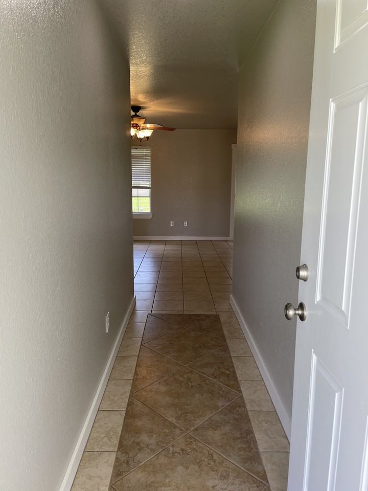 821 Cowell St #NA - Photo 3 of 20