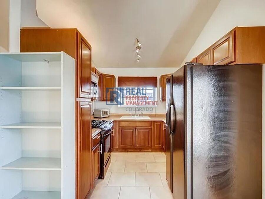 2597 Fairplay St - Photo 4 of 19