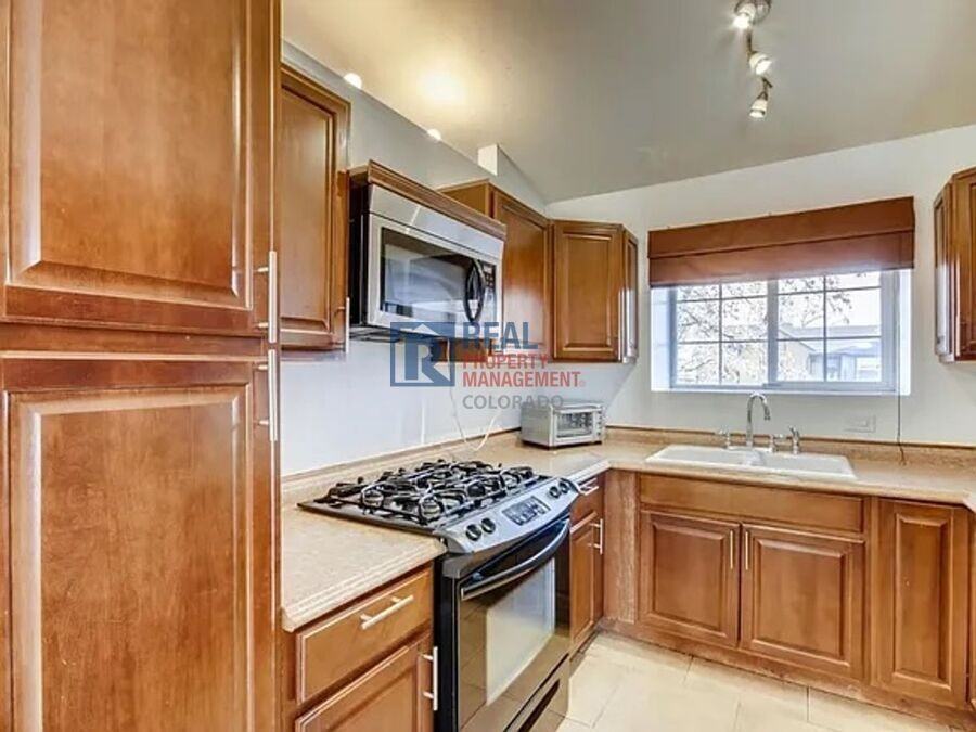 2597 Fairplay St - Photo 5 of 19