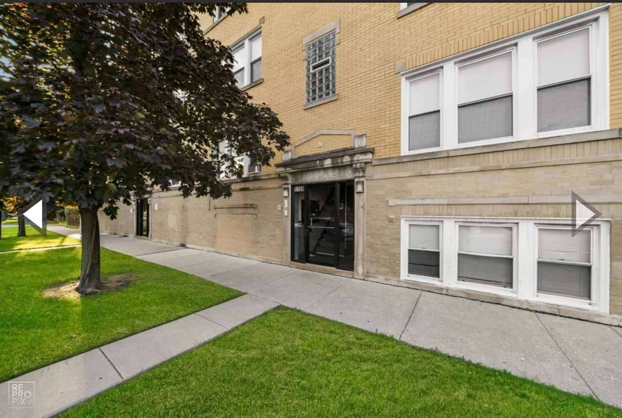 1900 S 51st Ave - 5109 W 19th St - #3 - Photo 2 of 12