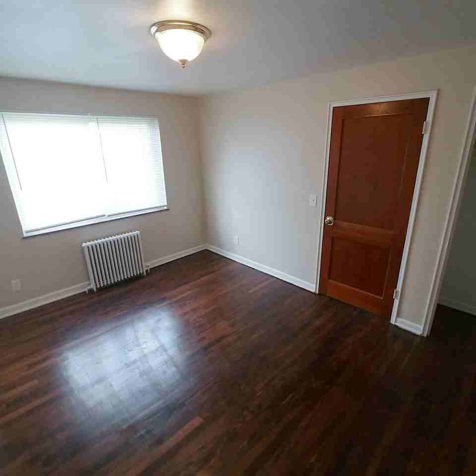 7159 Eastlawn Drive - Photo 3 of 14