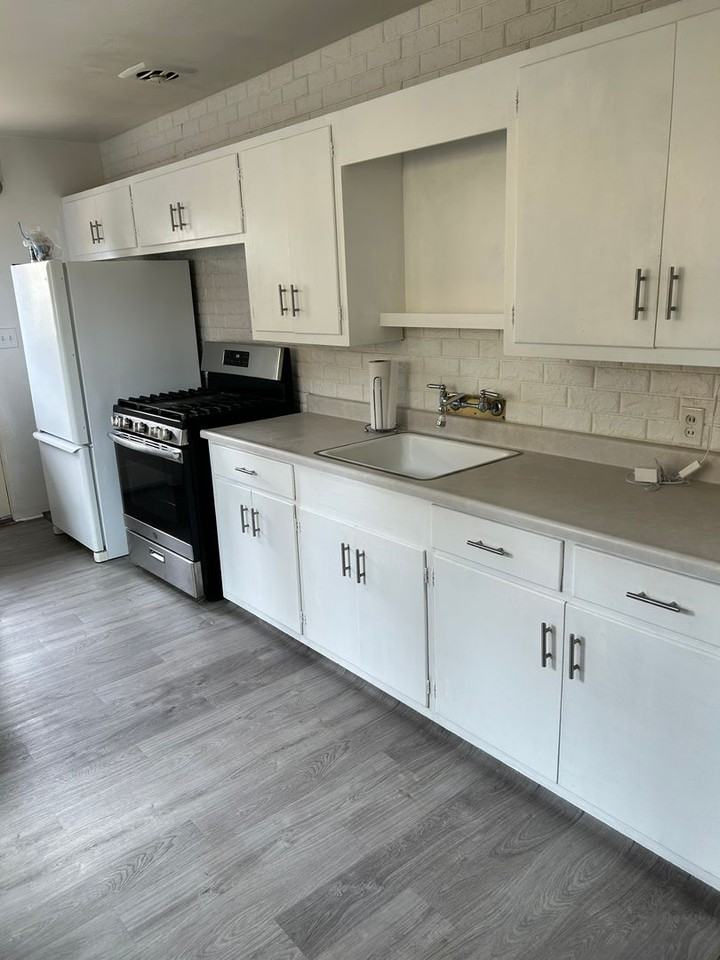 11 12th St - Photo 2 of 10