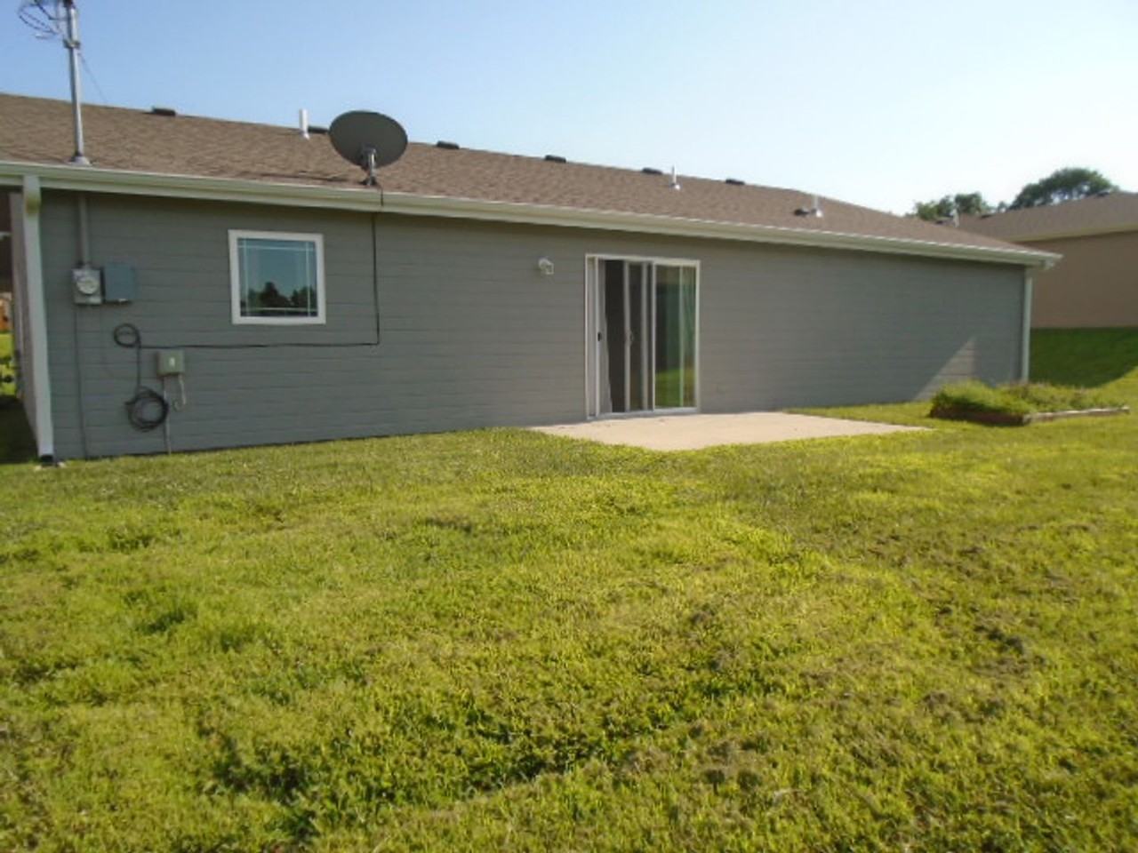 114 Allen Hill Dr - Photo 2 of 20