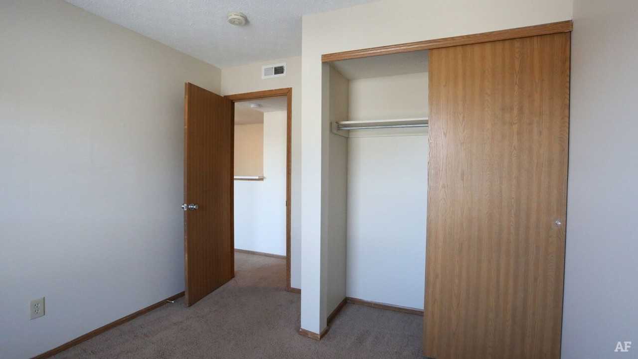 The Reserve at Parkwick - Photo 5 of 50