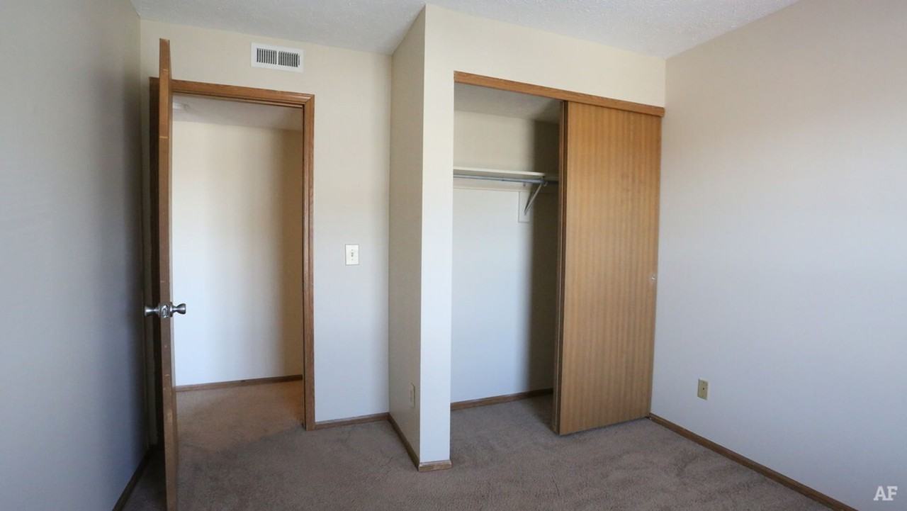 The Reserve at Parkwick - Photo 7 of 50