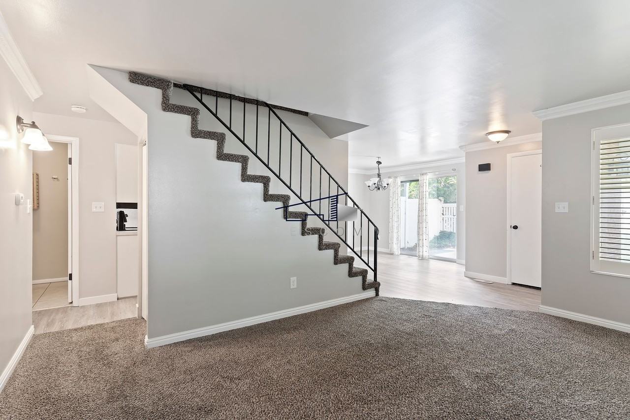 77 W Pheasantbrook Cir - Photo 5 of 34