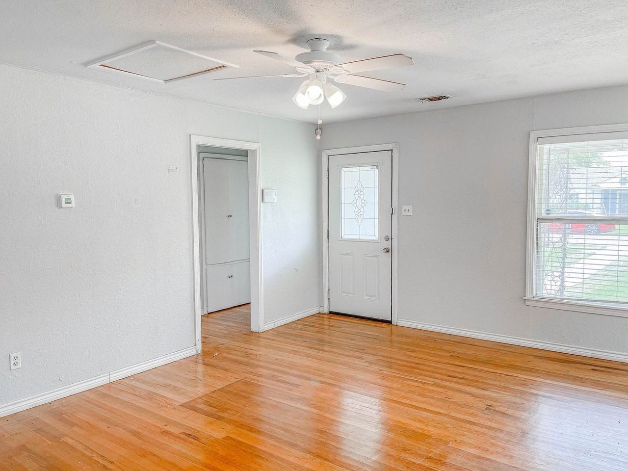 3418 26th Street - Photo 2 of 17