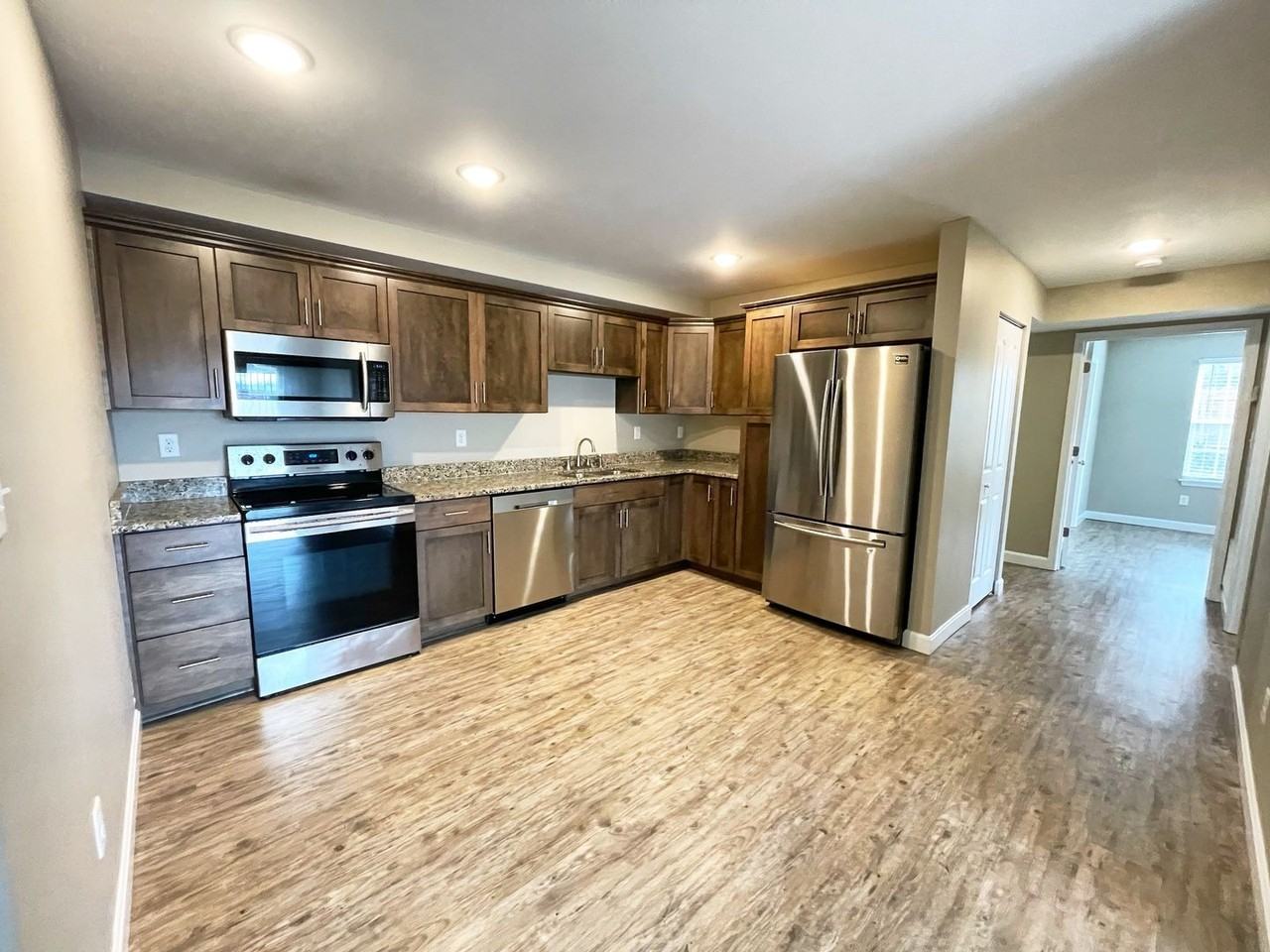 3301 Silverthorn Ln #104 - Photo 5 of 14