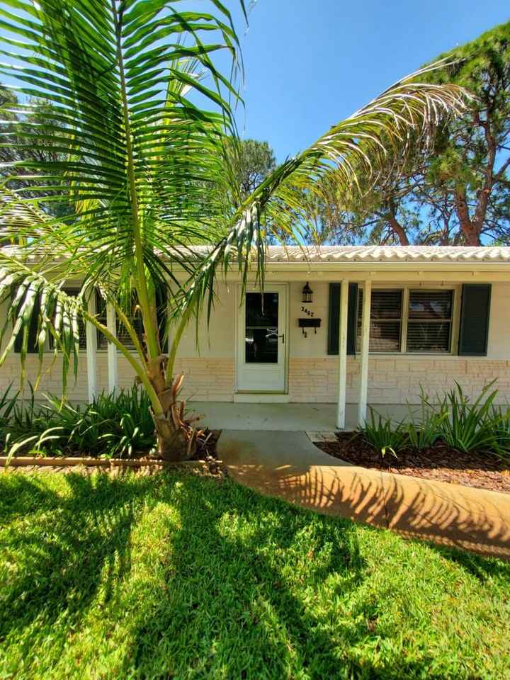 3462 70th St N - Photo 2 of 29