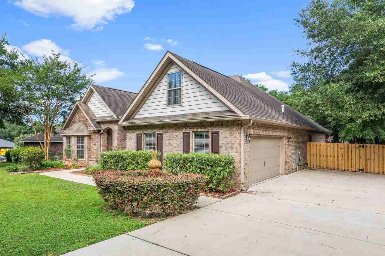 208 Foxchase Way - Photo 3 of 50