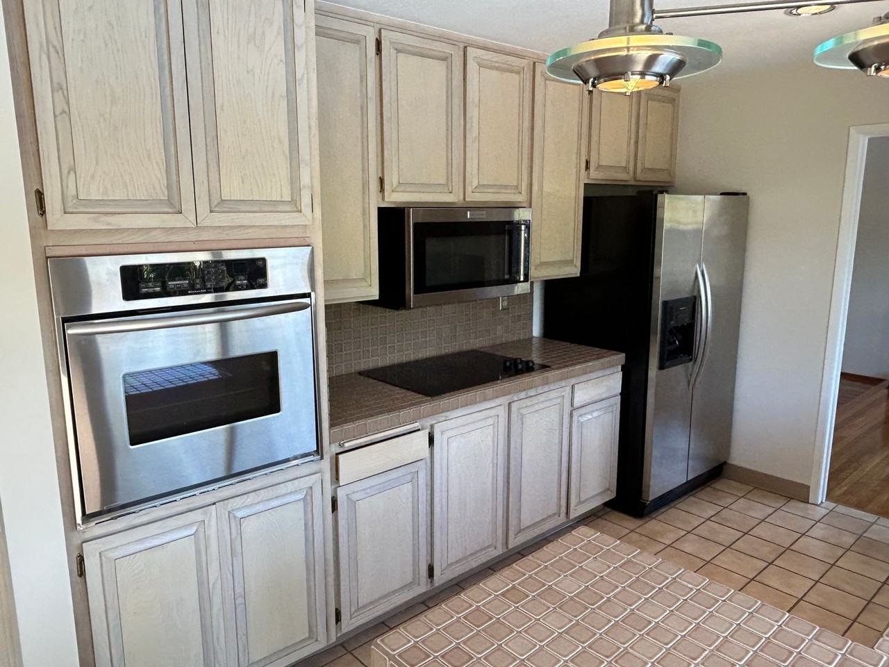 913 Reed Ave - Photo 2 of 9