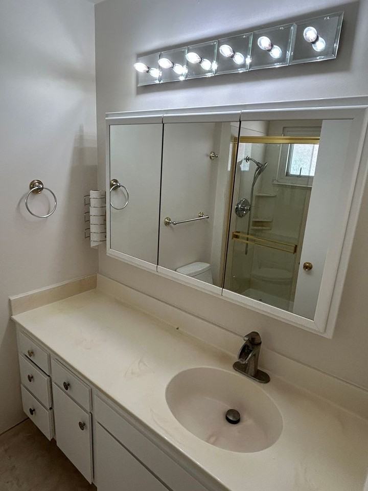 913 Reed Ave - Photo 5 of 9