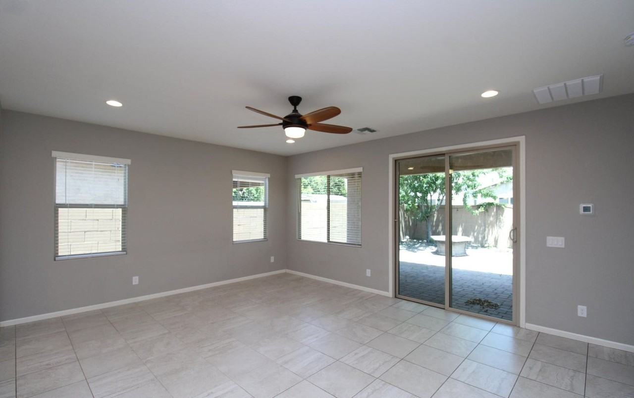 12110 W Desert Moon Way - Photo 3 of 23
