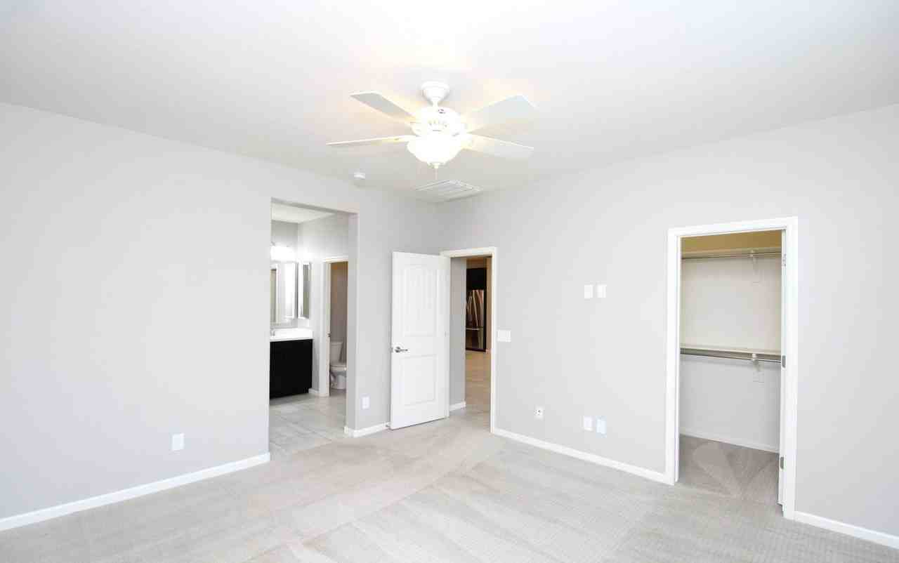 12110 W Desert Moon Way - Photo 5 of 23