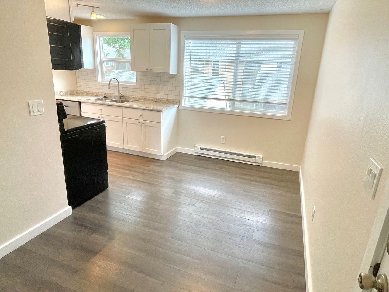 16825 Se Powell Blvd - Photo 4 of 18