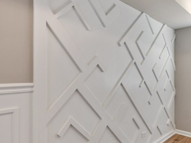 8325 S Ingleside Ave - Photo 4 of 11