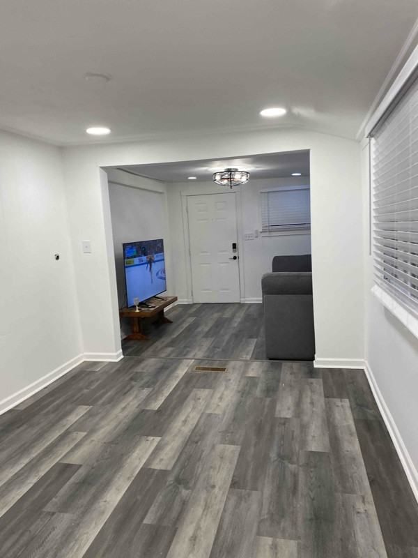 1523 12th Ave N #C - Photo 3 of 14