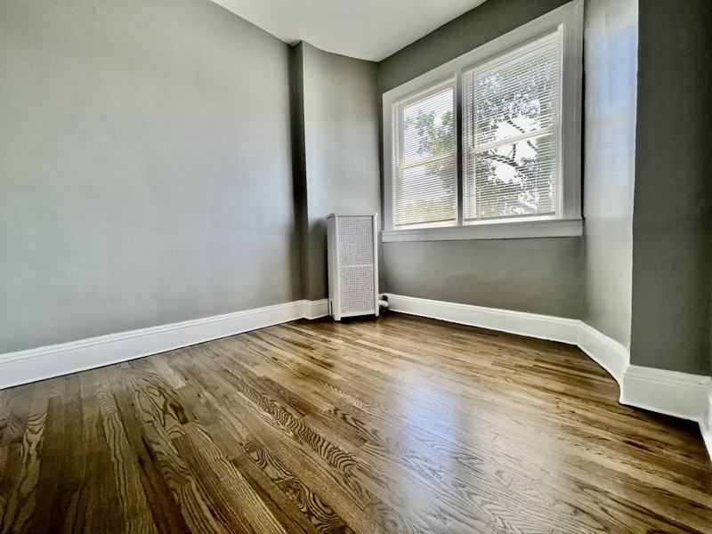 25 Palmer Ave - Photo 2 of 6