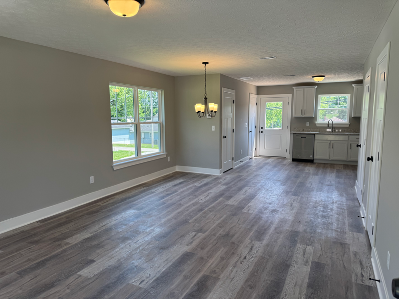 8945 High St - Photo 5 of 20