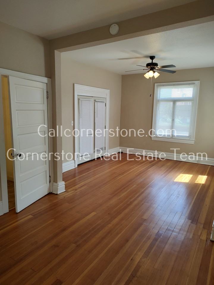 208 East Uintah Street (RW) - Photo 2 of 11