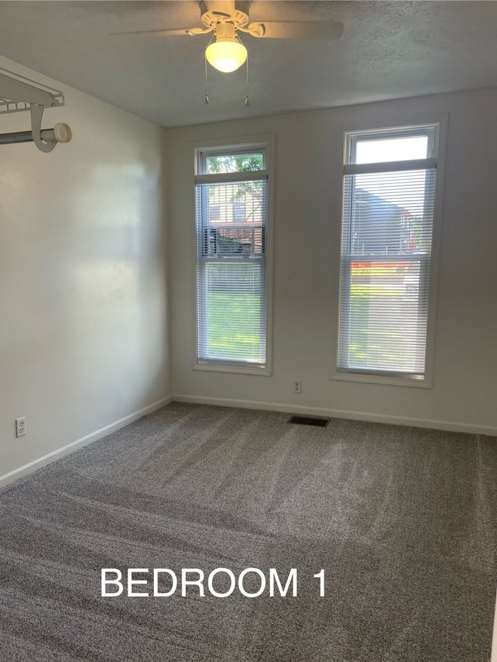 AND: 13th: 219: Duplex - Photo 7 of 38