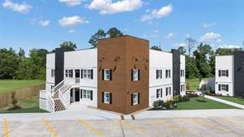 featured image of 270 Bruce Cir