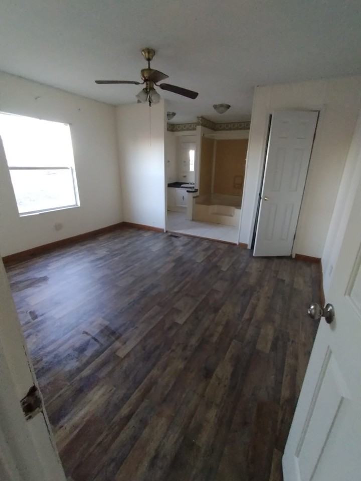 Legends Mobile Home Park - Photo 5 of 10