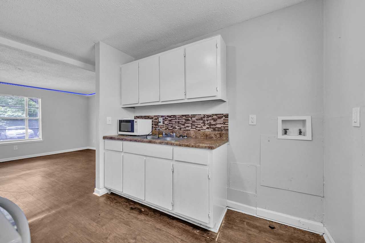 712 47th Street N Birmingham 35212 - Photo 7 of 28