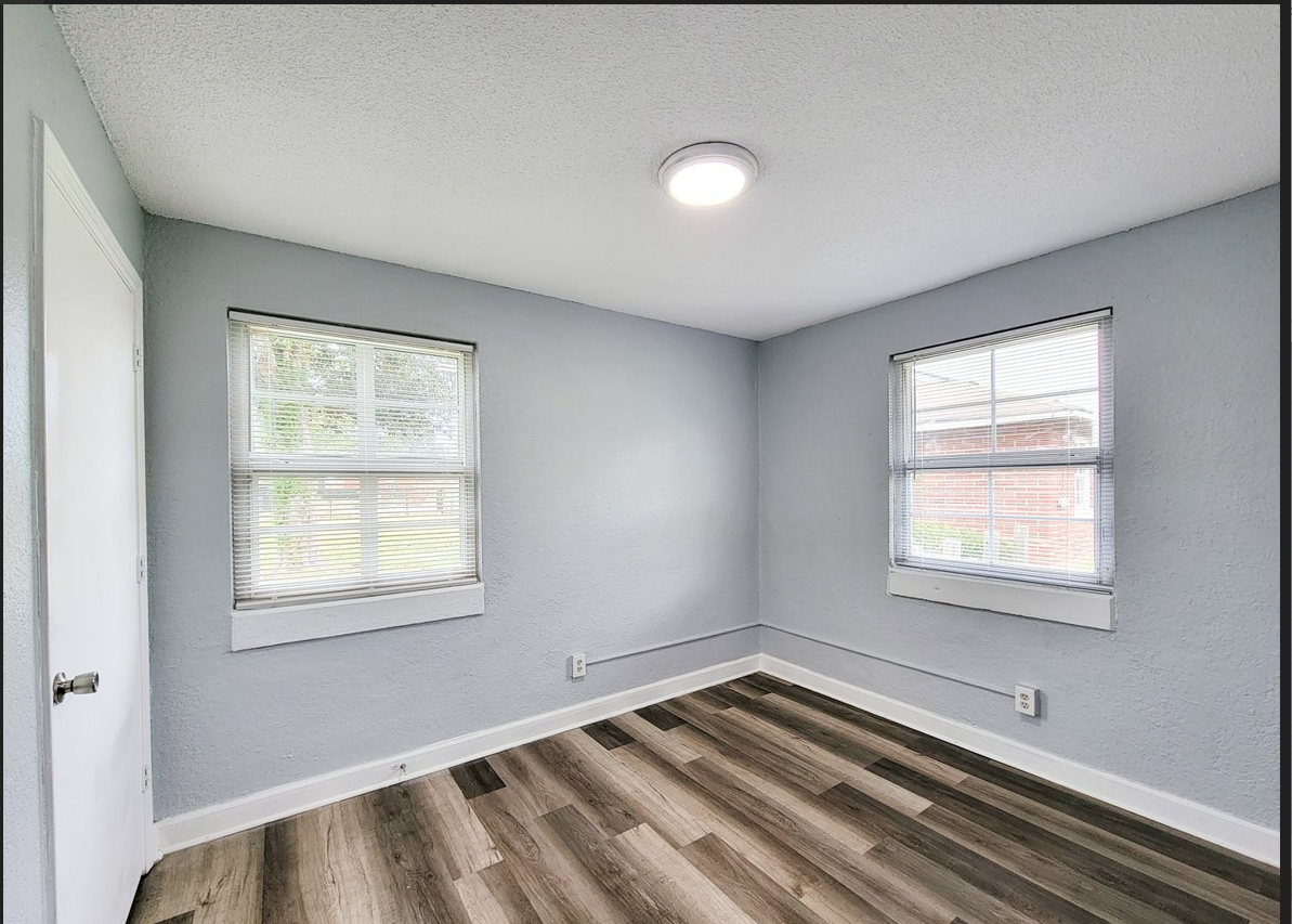 Spring Landing - Photo 4 of 28