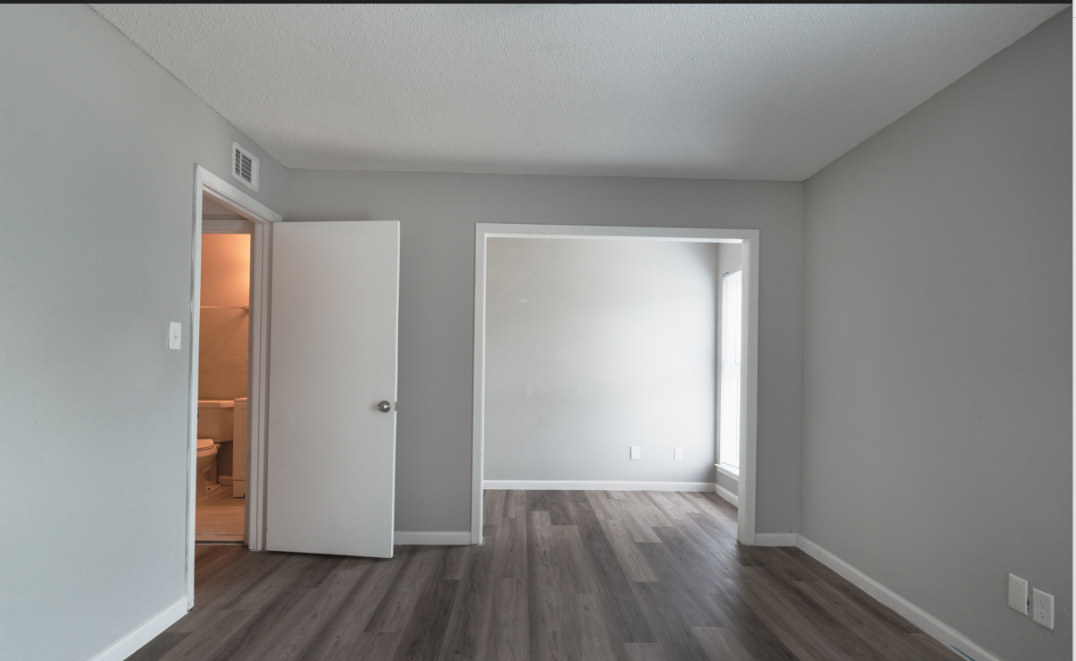 Eden Pointe - Photo 7 of 10