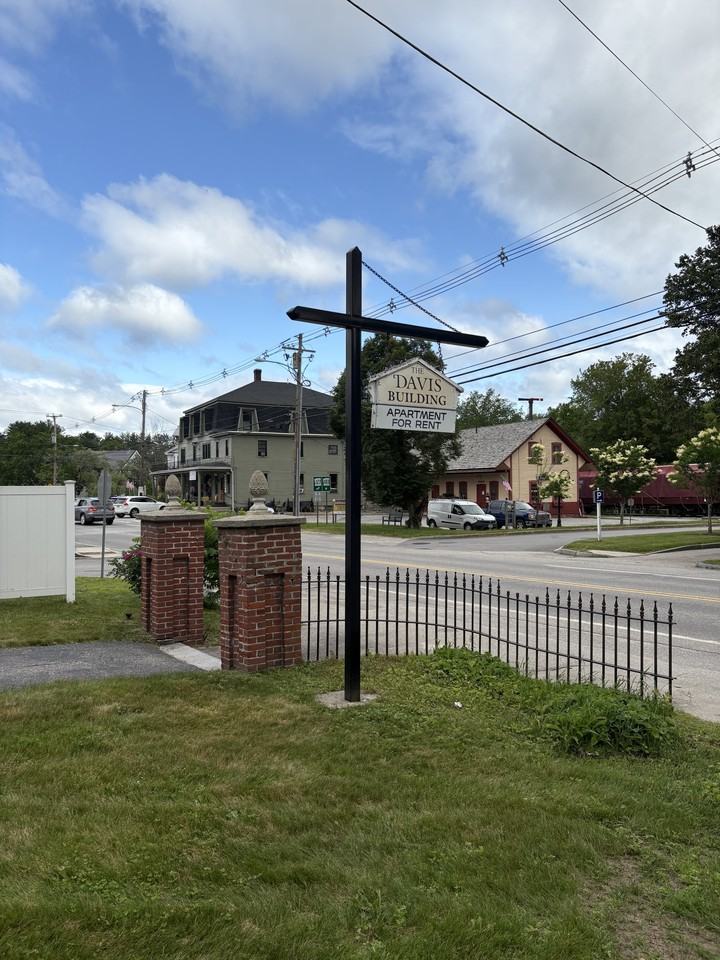 879-881 Main st - Photo 3 of 24