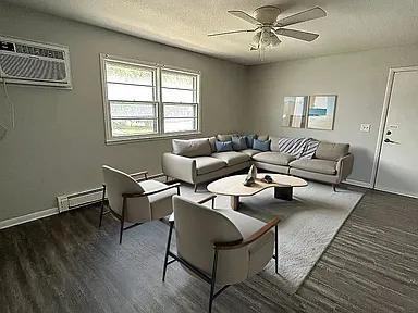 602 SE Grant - Photo 2 of 18