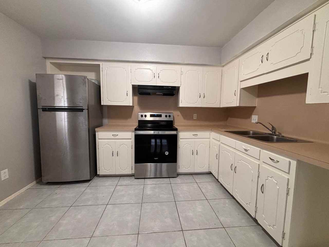6220 North 11th Street - Photo 6 of 11