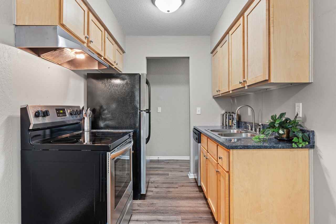 Granite Ridge - Photo 5 of 25