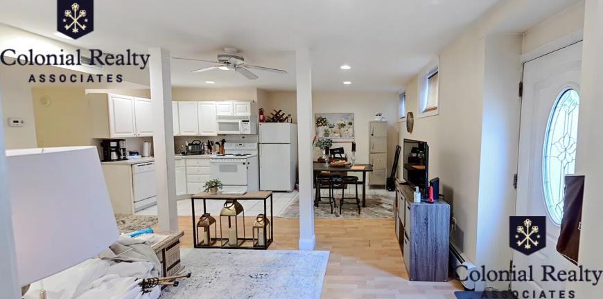 37 Dean St - Photo 2 of 10