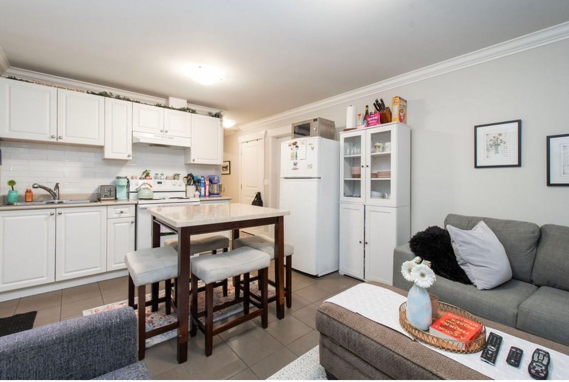 3772 Mountain Hwy - Photo 2 of 6