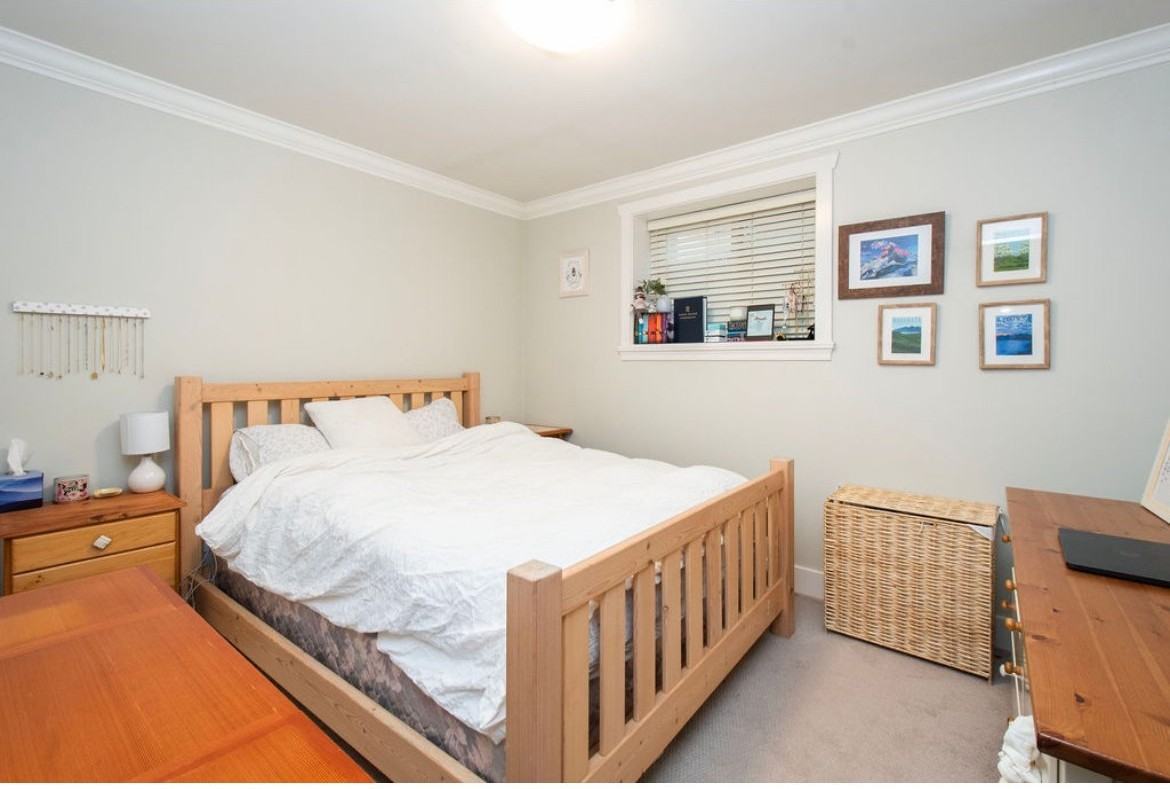 3772 Mountain Hwy - Photo 3 of 6