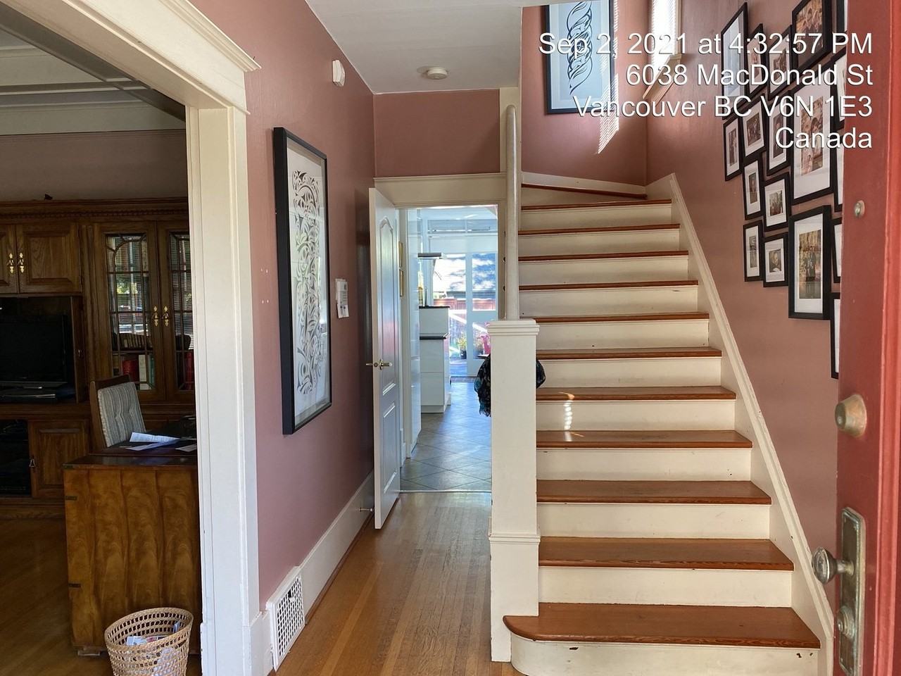 6038 Macdonald St - Photo 2 of 8