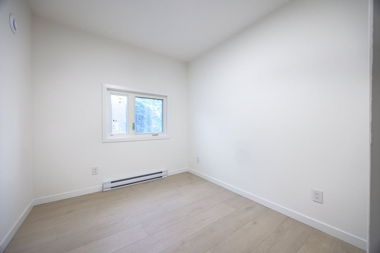 12106 Dunbar St - Photo 3 of 11
