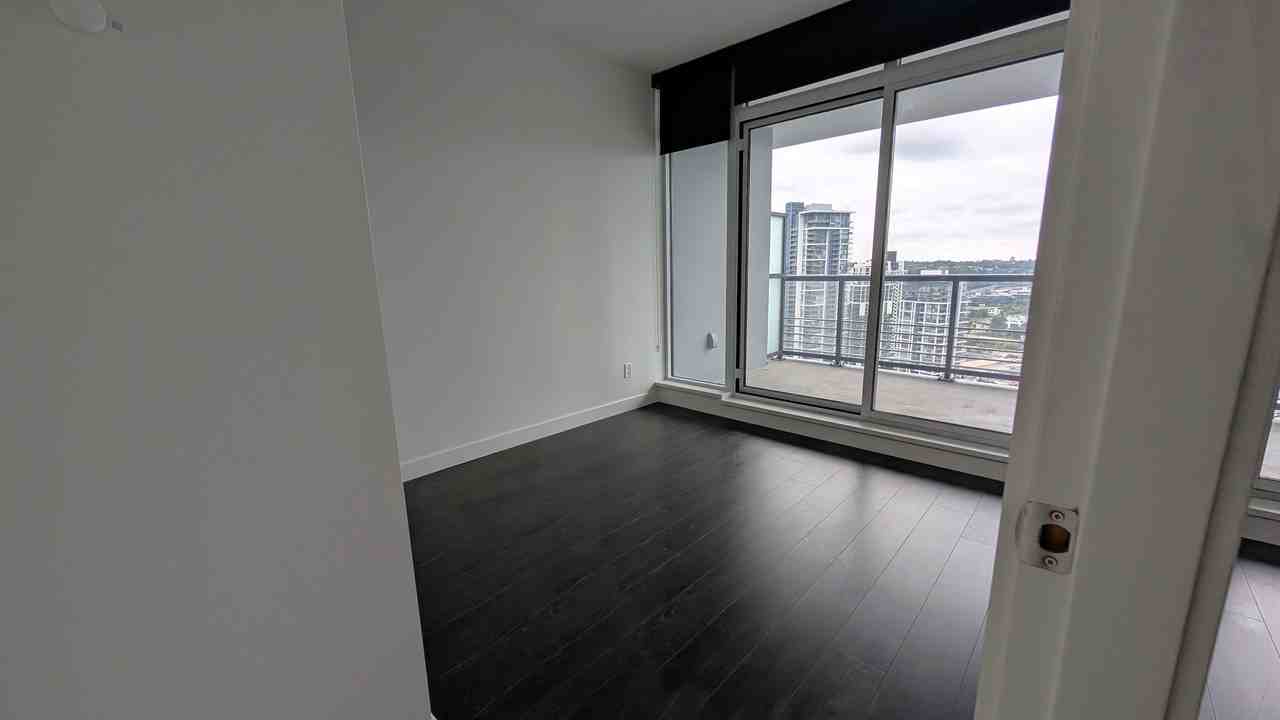 4720 Lougheed Highway - Photo 11
