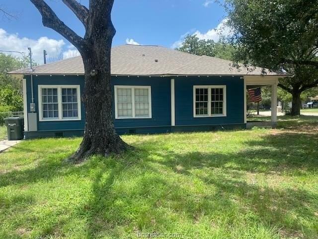 701 W 28th St - Photo 3 of 17