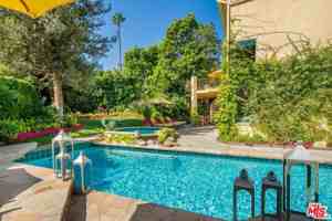 featured image of 10653 Chiquita St